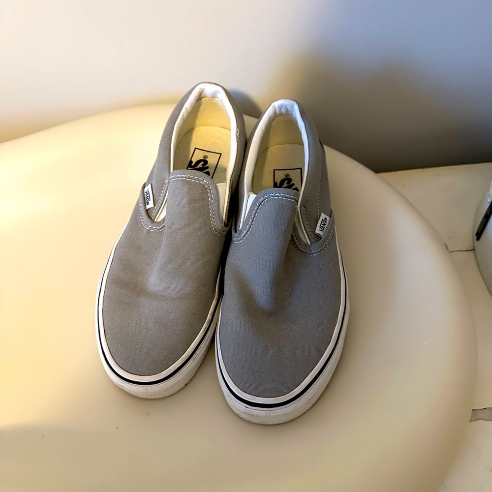 Vans Classic Gray Slip-Ons never worn size 7.5